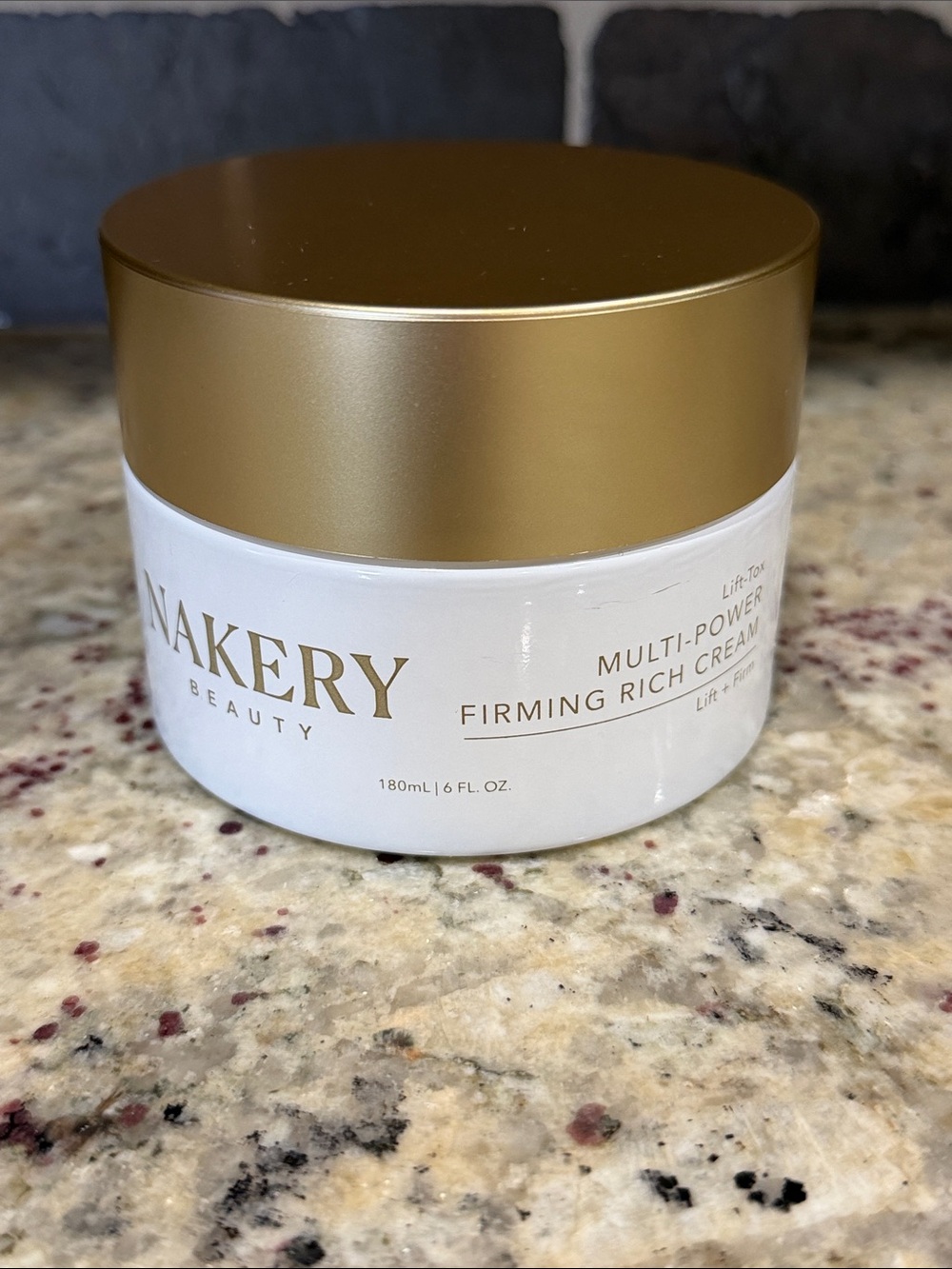 NAKERY BEAUTY